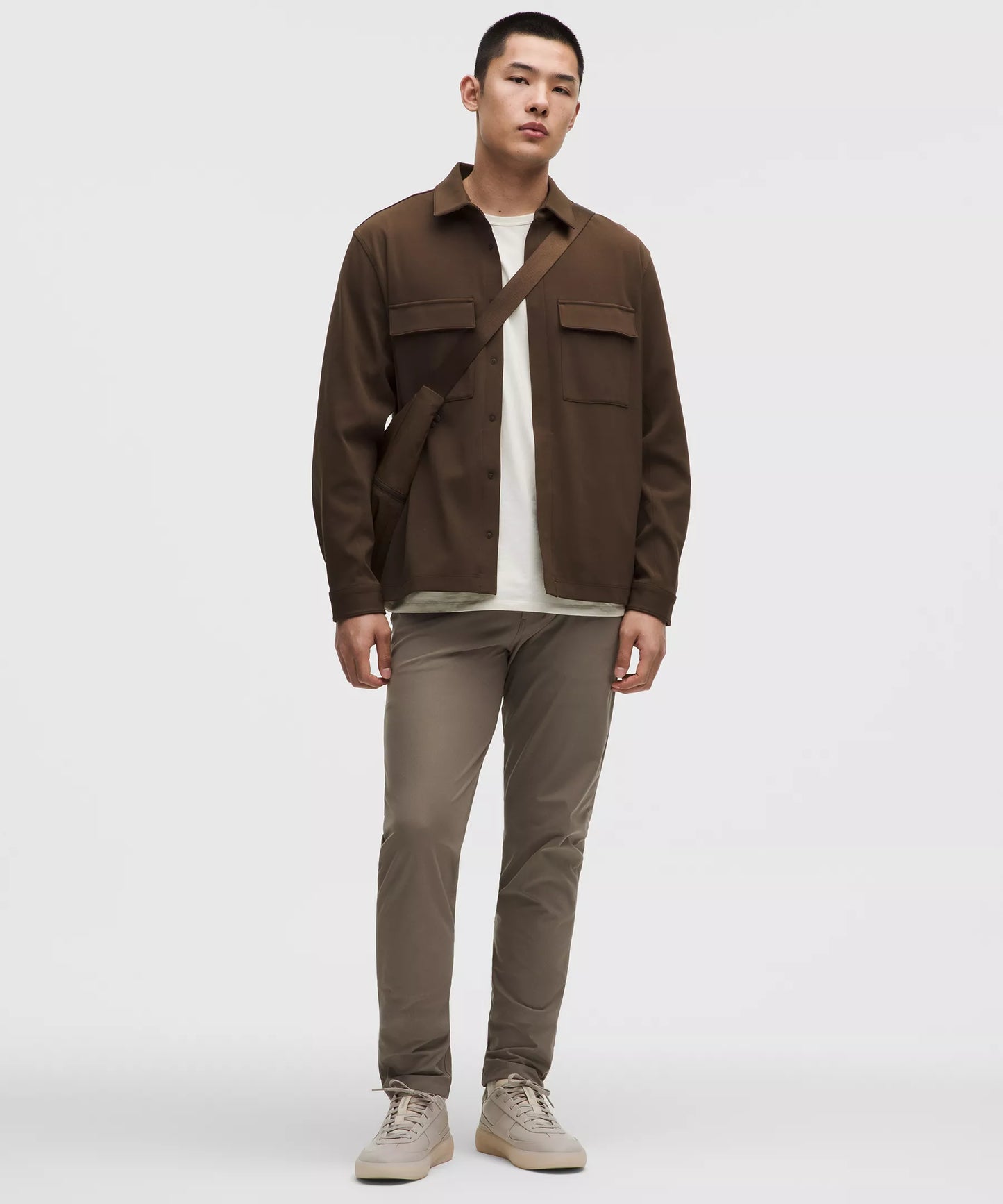 Pantalón de corte ajustado