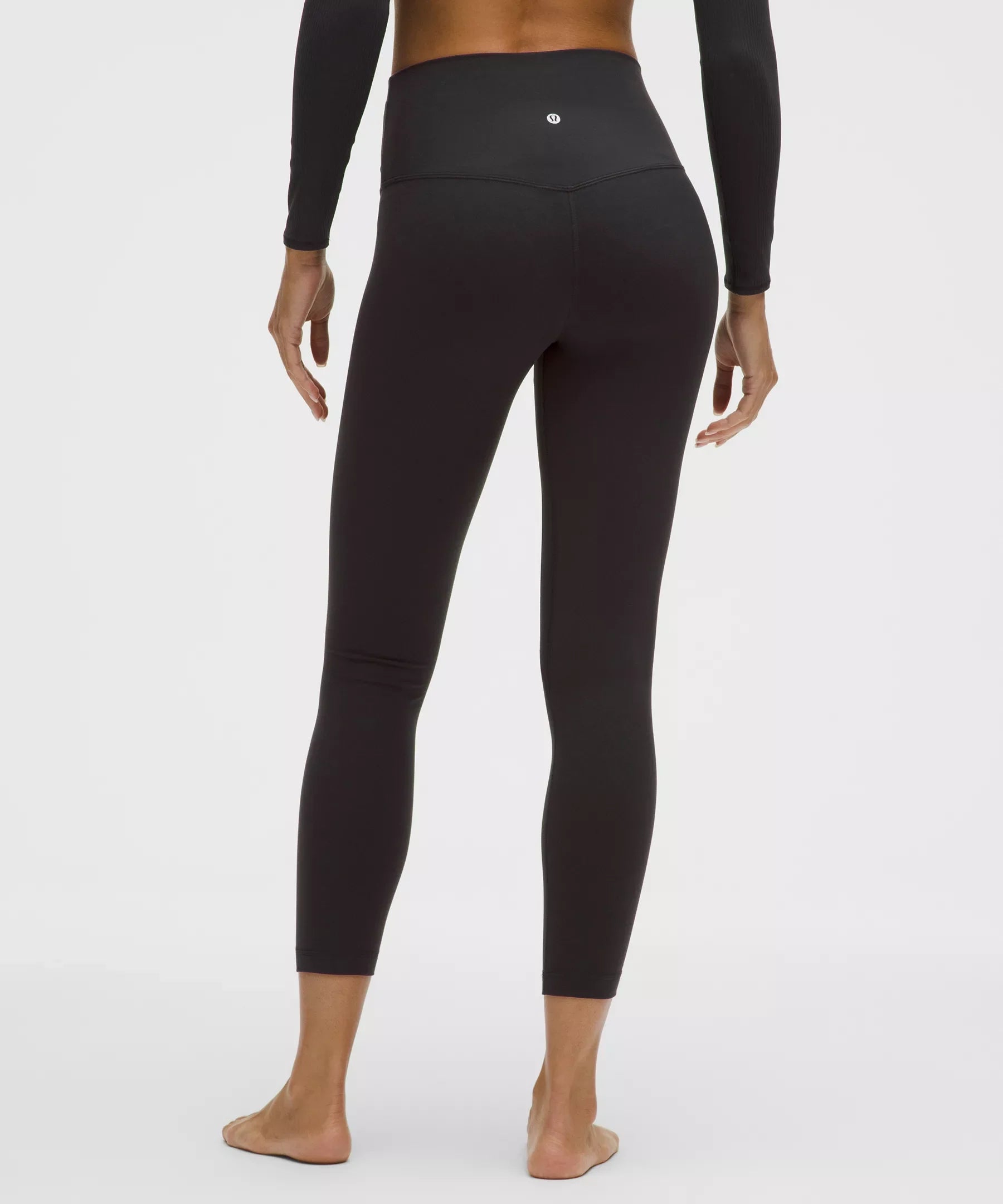 Pantalón de tiro alto