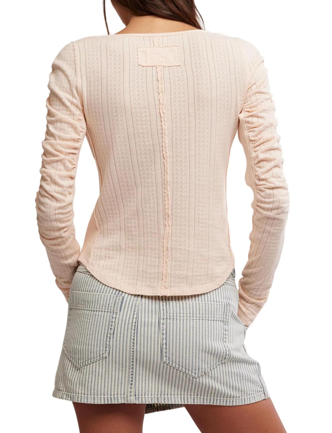 Camiseta con botones