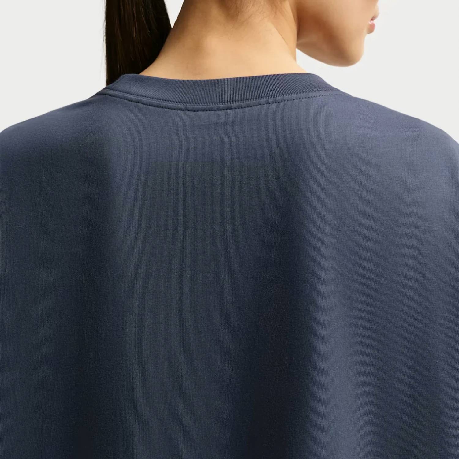Camiseta con cuello redondo color azul