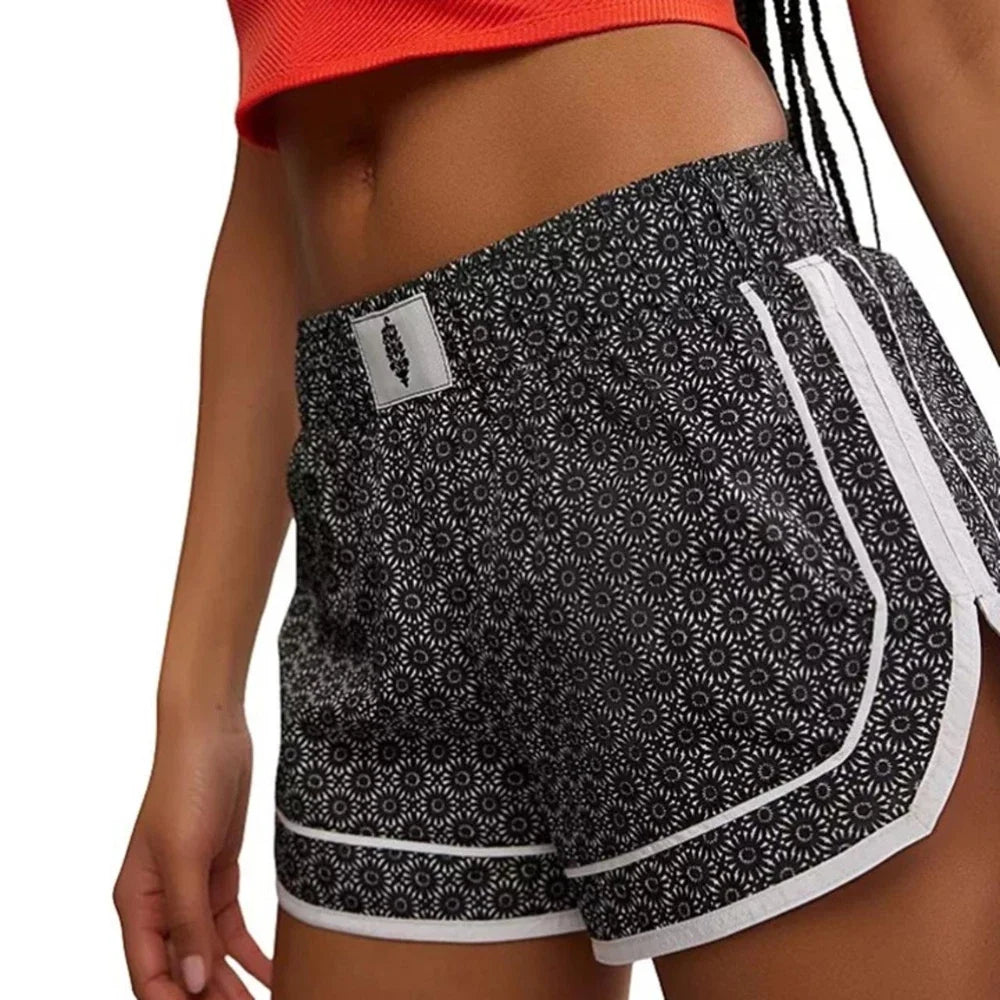 Short de mujer de tiro medio color negro