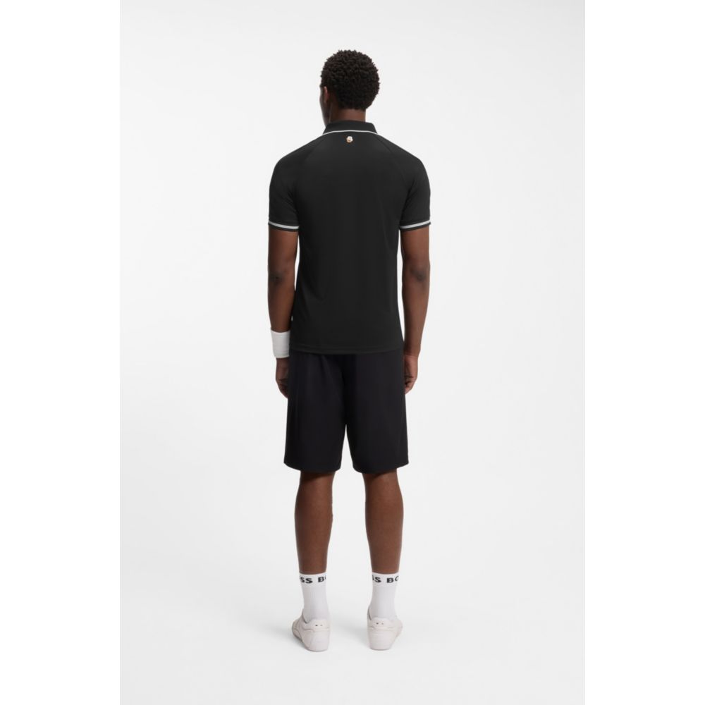 Polo de corte ajustado