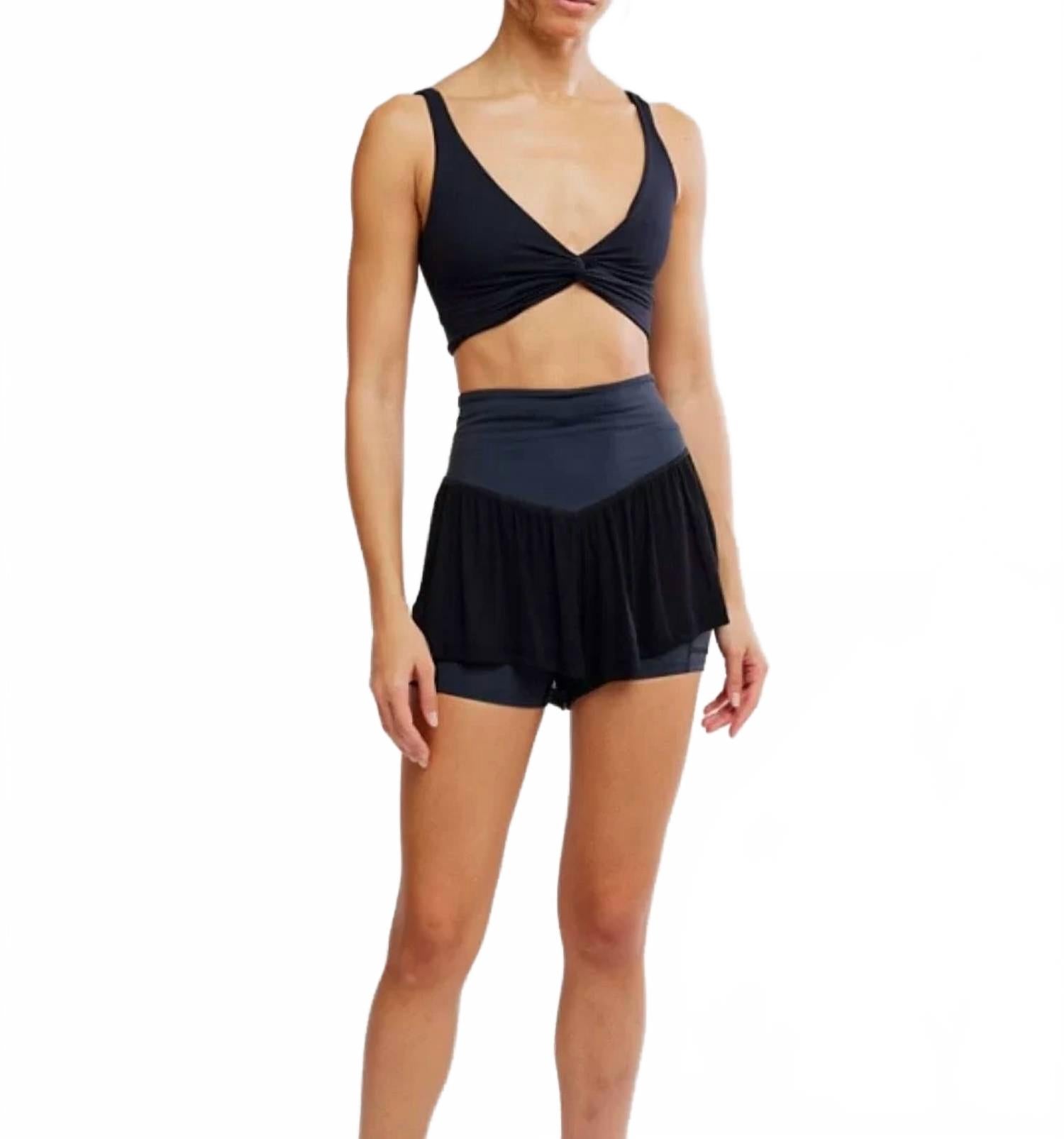 Short color negro