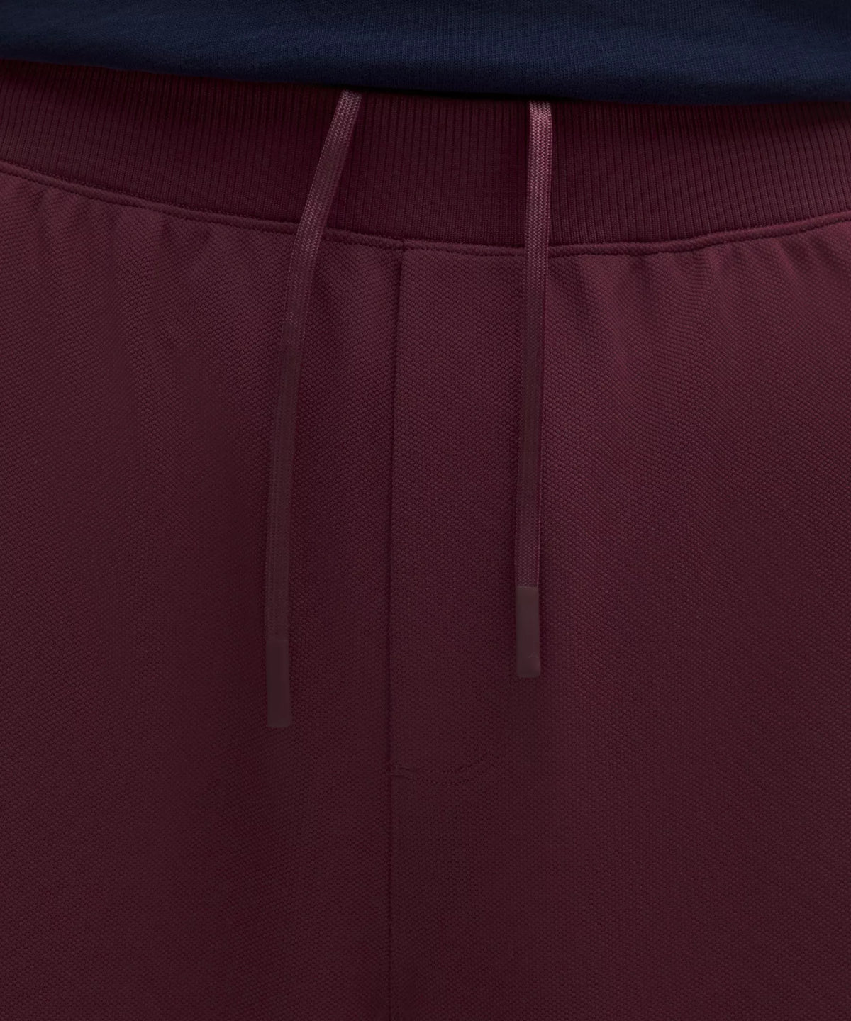 Pantalón de corte amplio