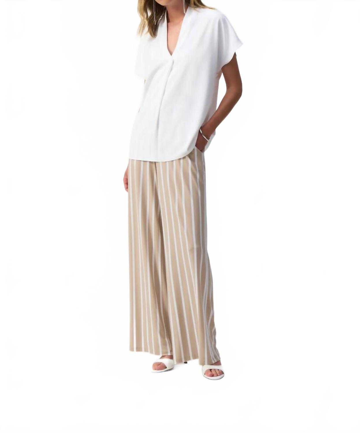 Pantalón de pierna ancha a rayas