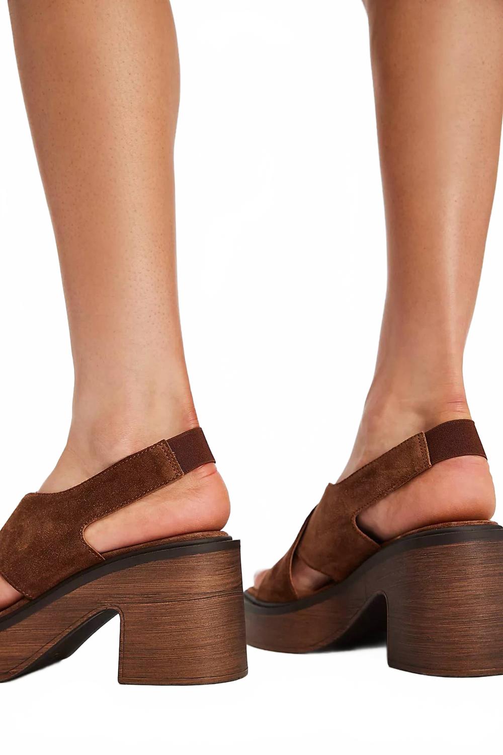 Sandalias de mujer con plataforma color café