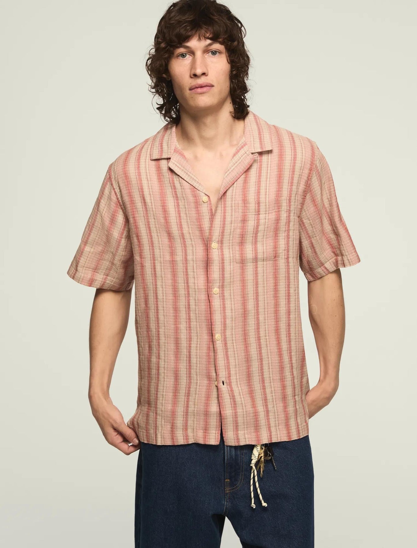 Camisa de hombre de lino de manga corta