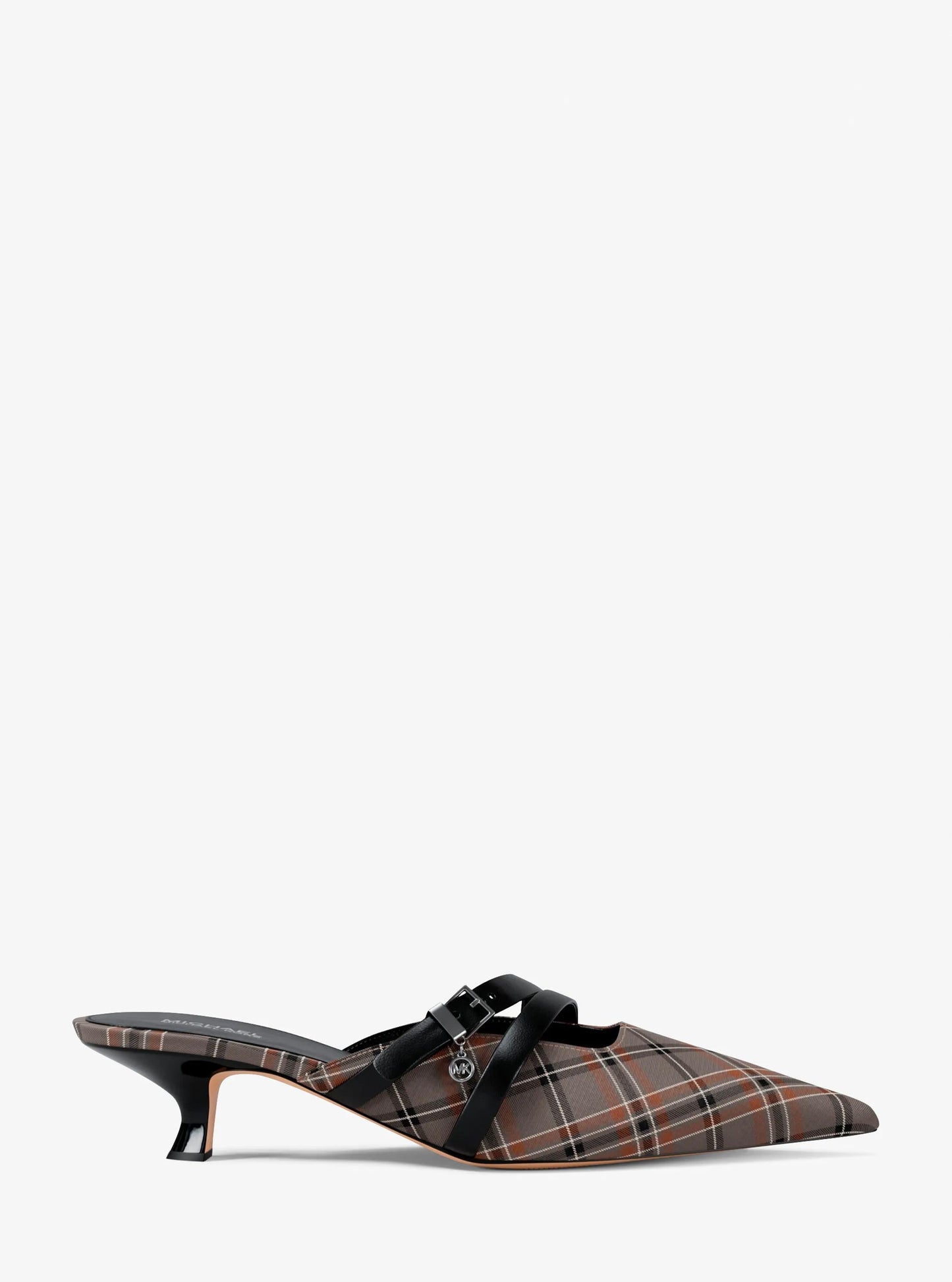 Zapatos destalonados a cuadros