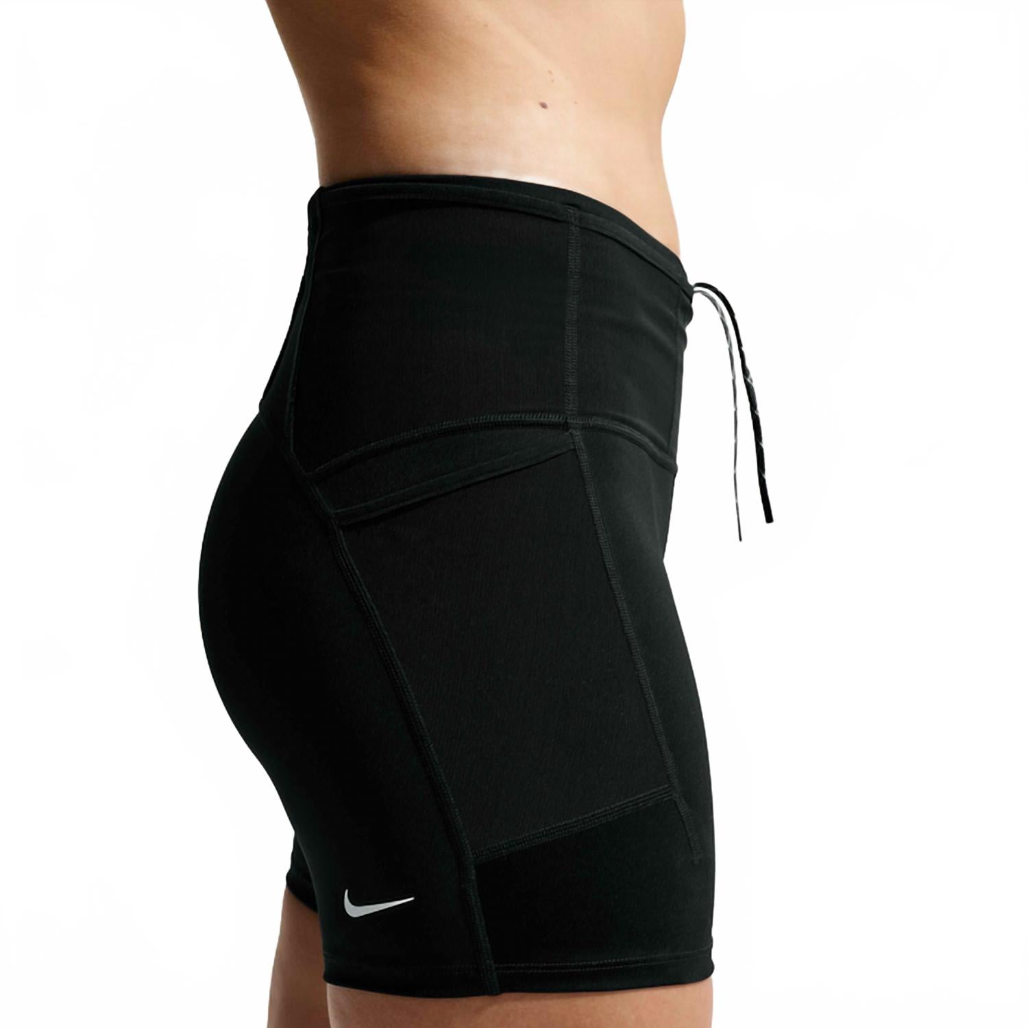 Short color negro y blanco
