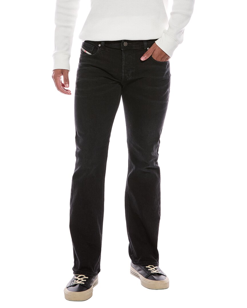Jean color negro