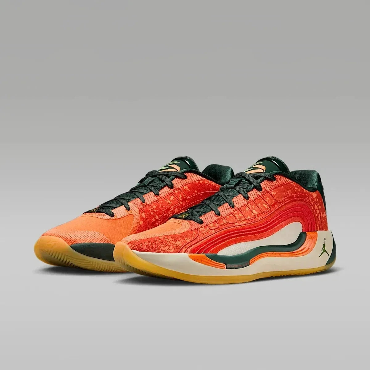 Tenis de hombre color naranja