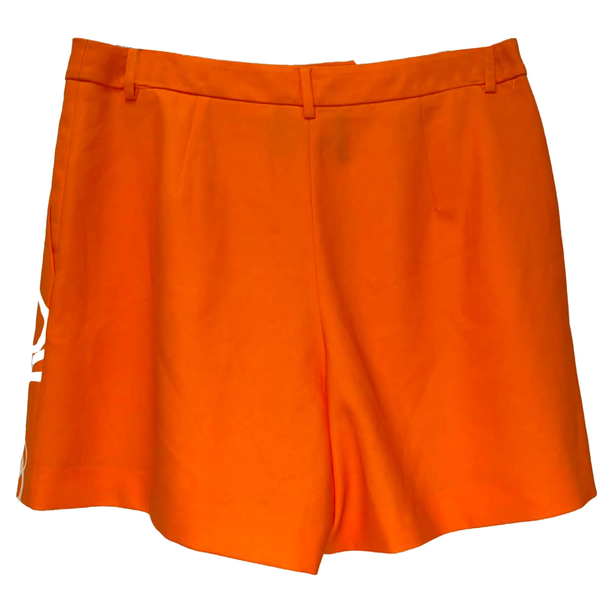 Short color naranja