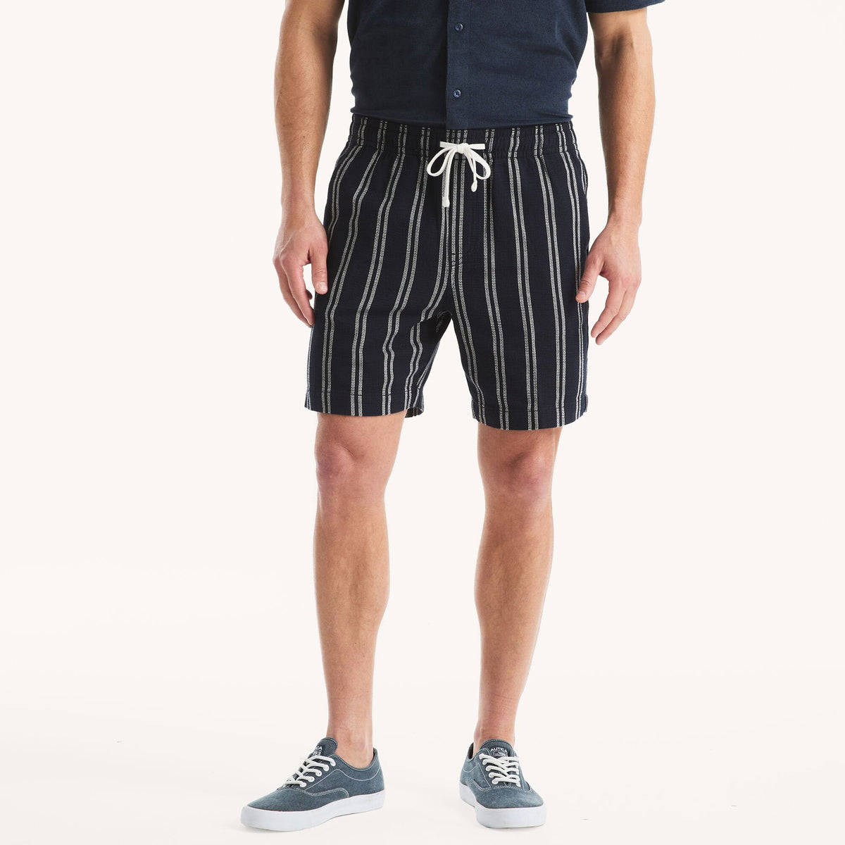 Short de hombre a rayas