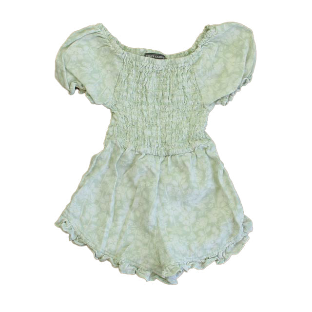 Enterizo corto para niña con estampado floral color verde
