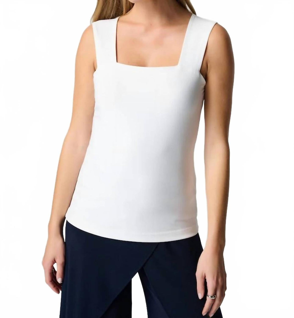 Camiseta sin mangas con escote cuadrado color blanco