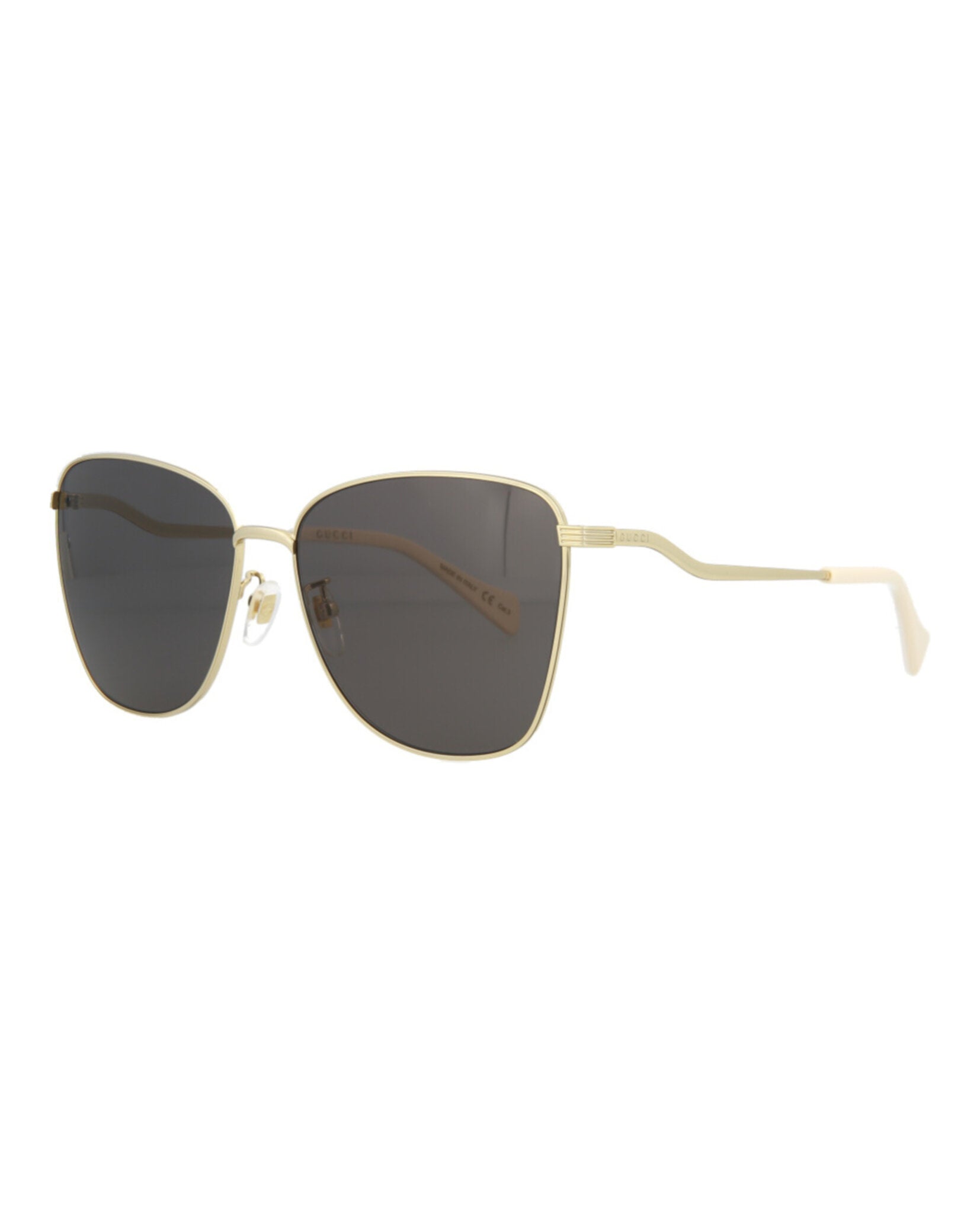Gafas de sol de montura cuadrada