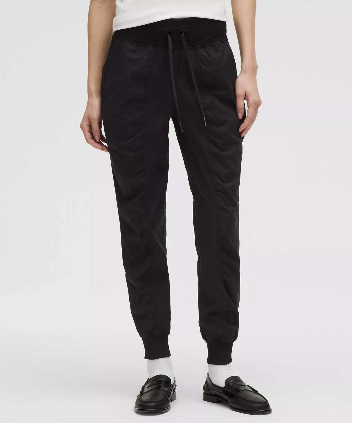 Pantalón deportivo de tiro medio