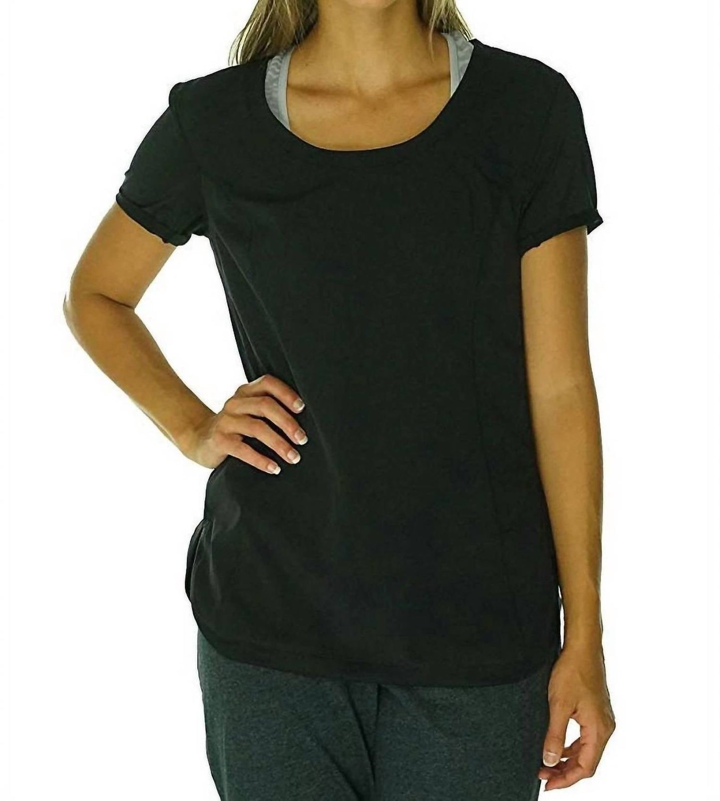 Camiseta color negro