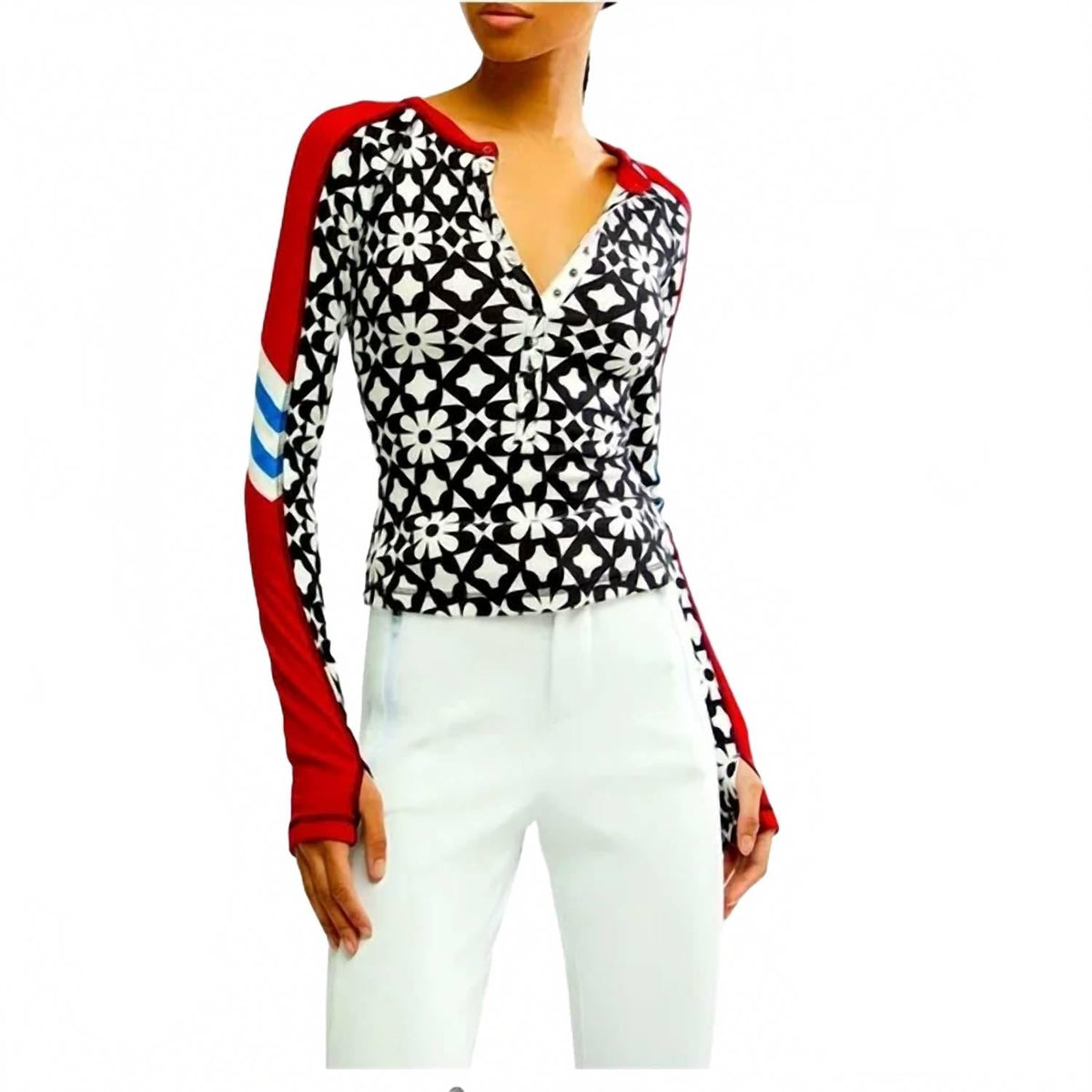 Top de mujer con estampado color negro y blanco y rojo