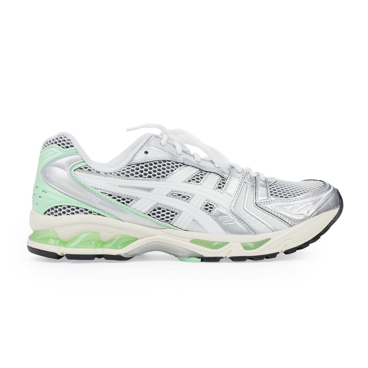 Tenis color plateado
