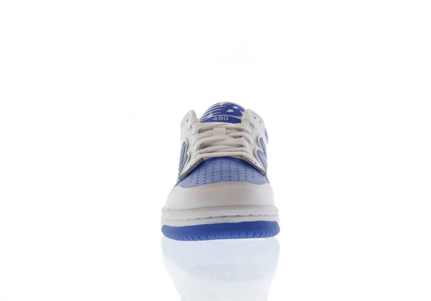 Tenis de hombre color blanco y azul