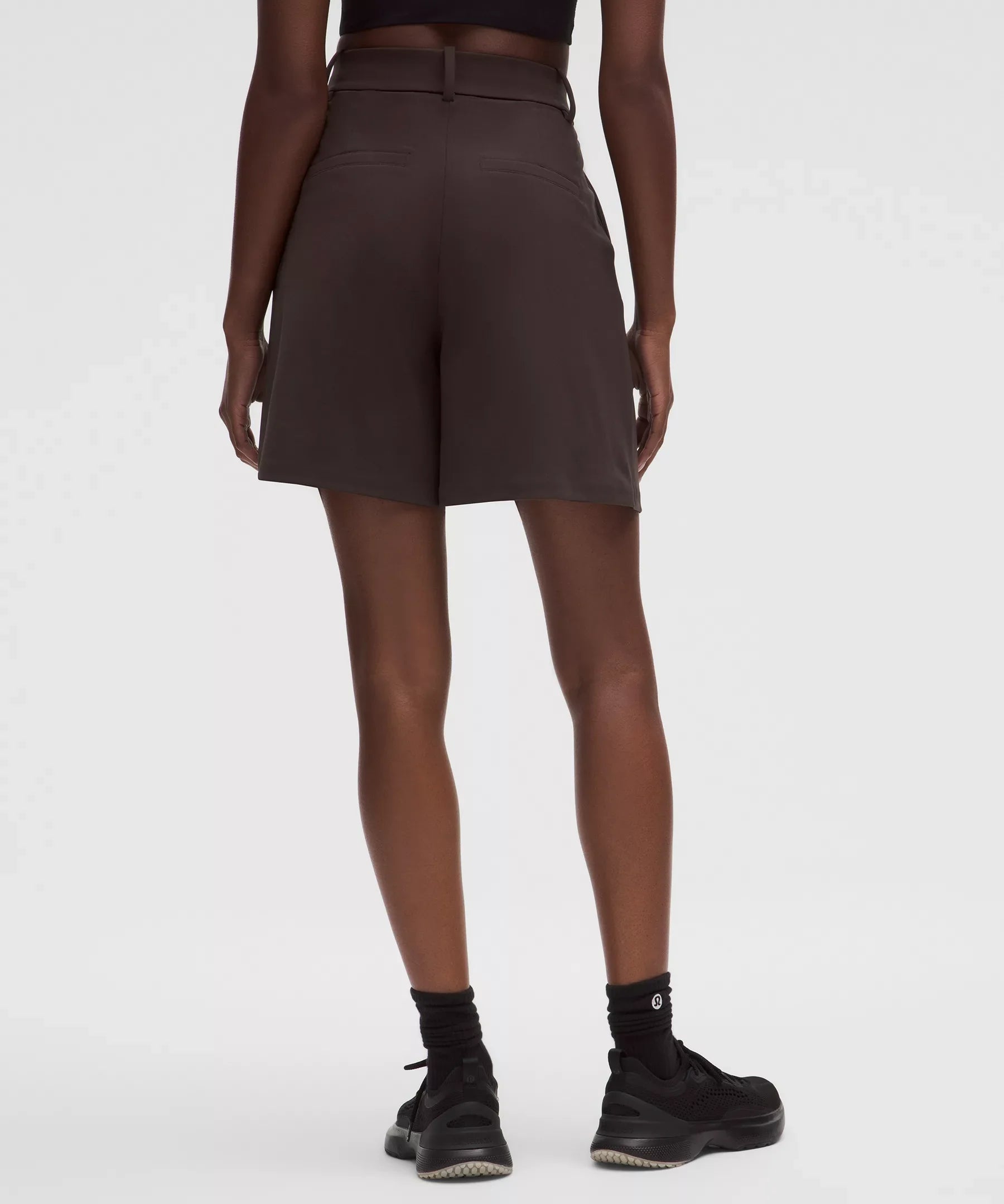 Short de tiro alto con pliegues
