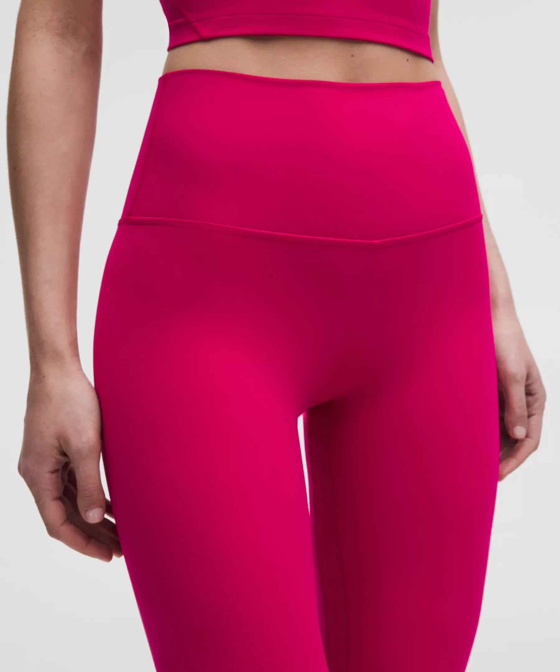 Pantalón de tiro alto