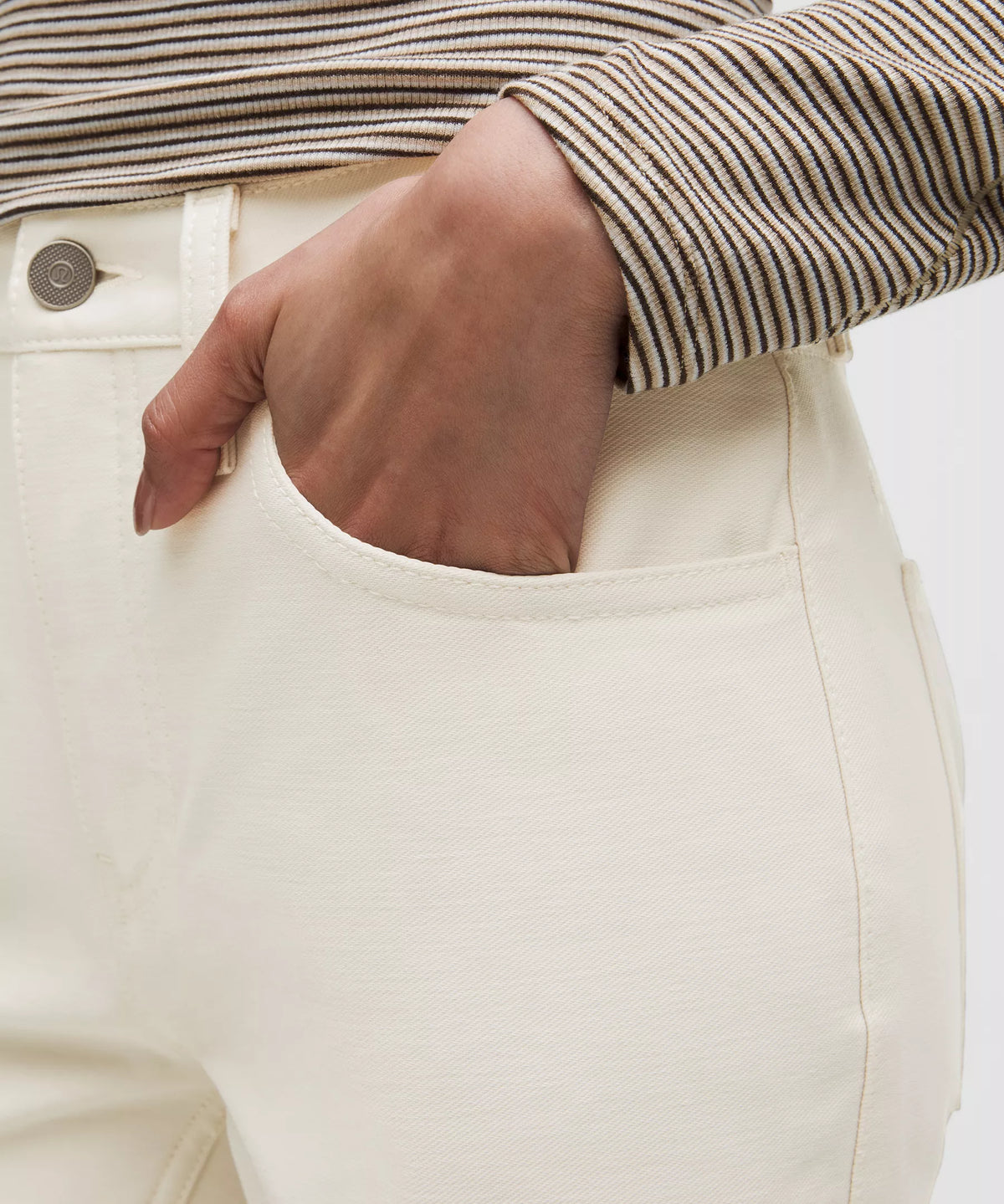 Pantalón de tiro medio