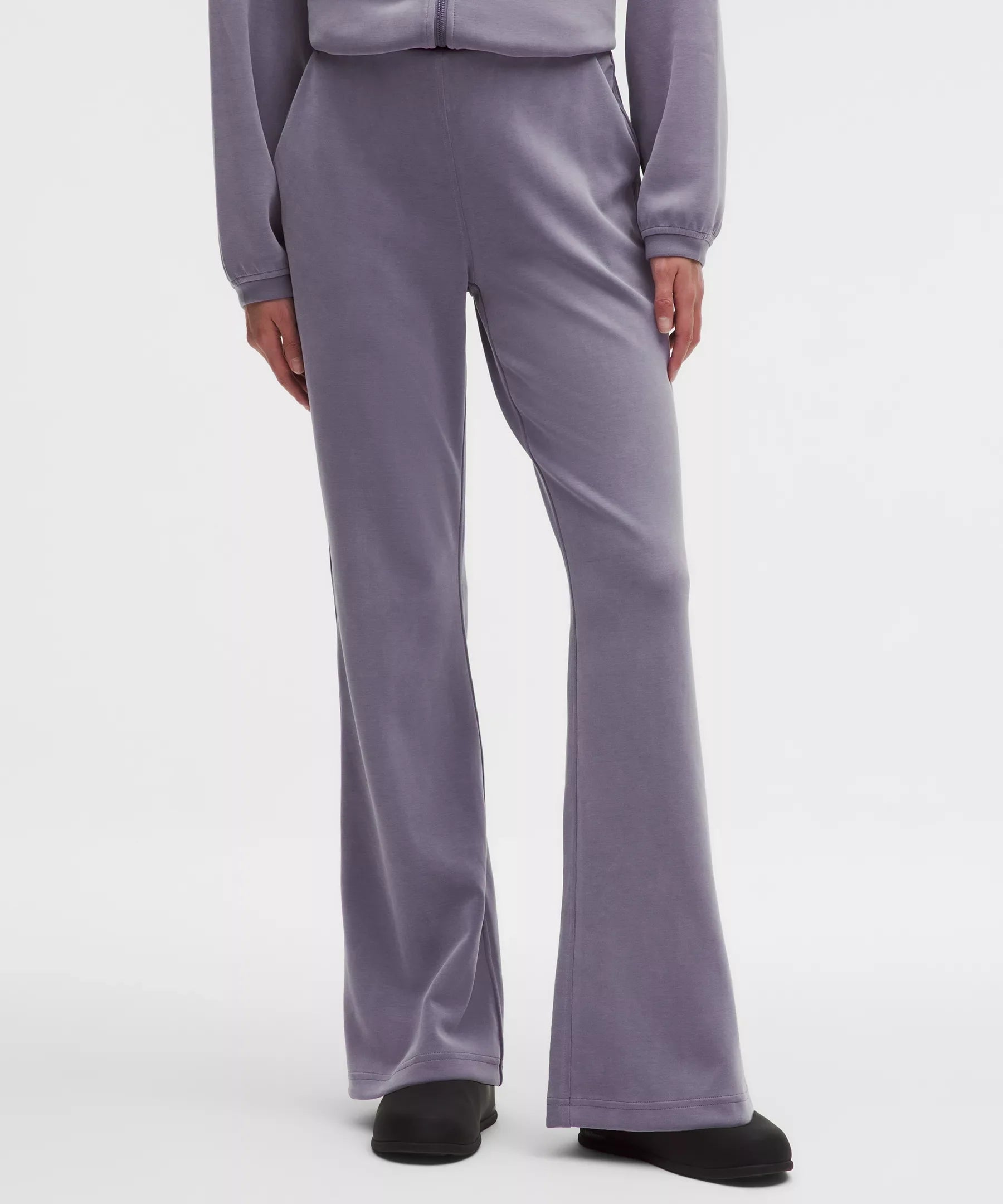 Pantalón de tiro medio