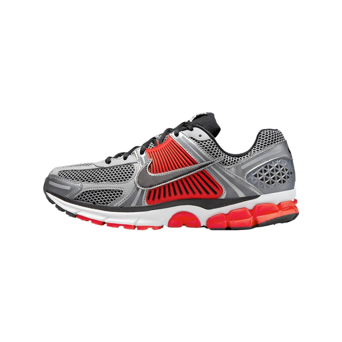 Tenis de hombre color negro y plateado