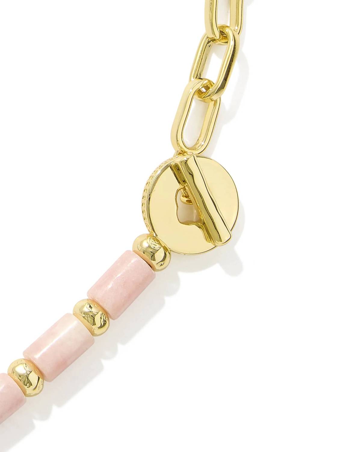 Collar de mujer color rosado y dorado