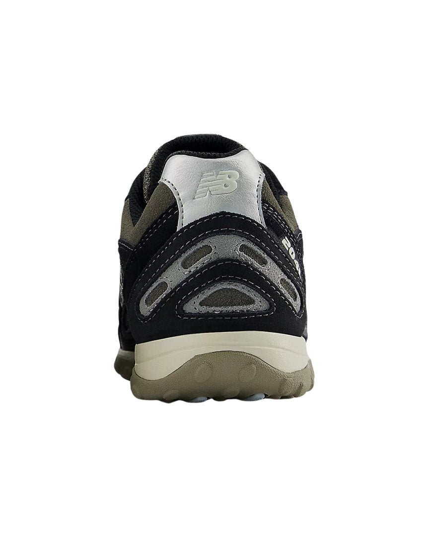 Tenis de gamuza