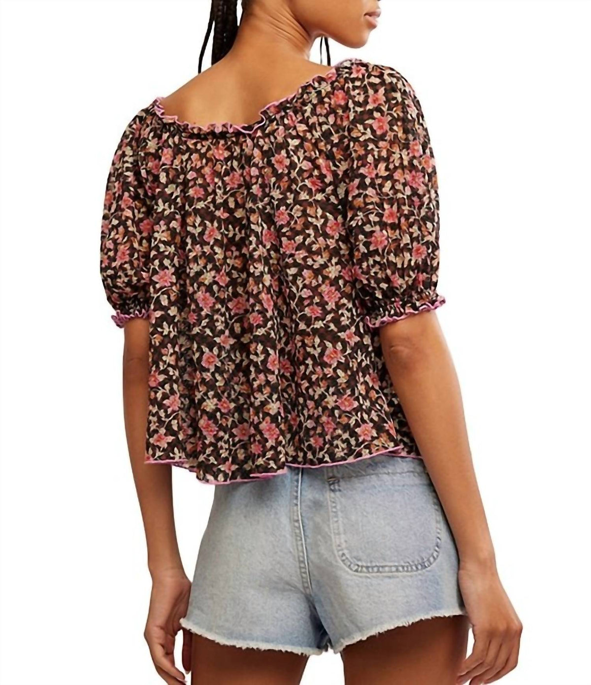 Top con estampado floral color negro