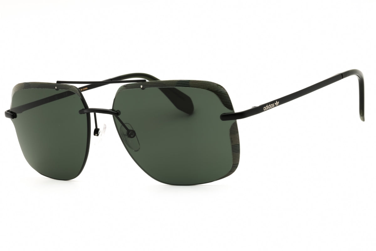 Gafas color negro y verde