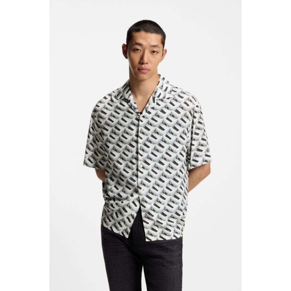 Camisa de corte amplio
