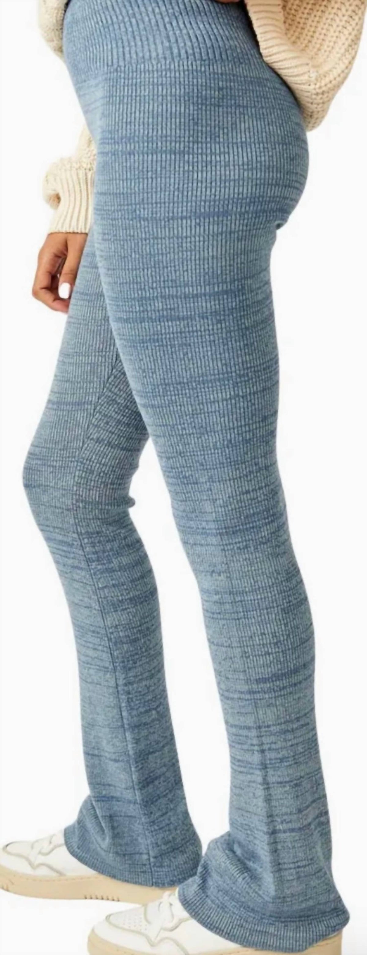 Pantalón color azul