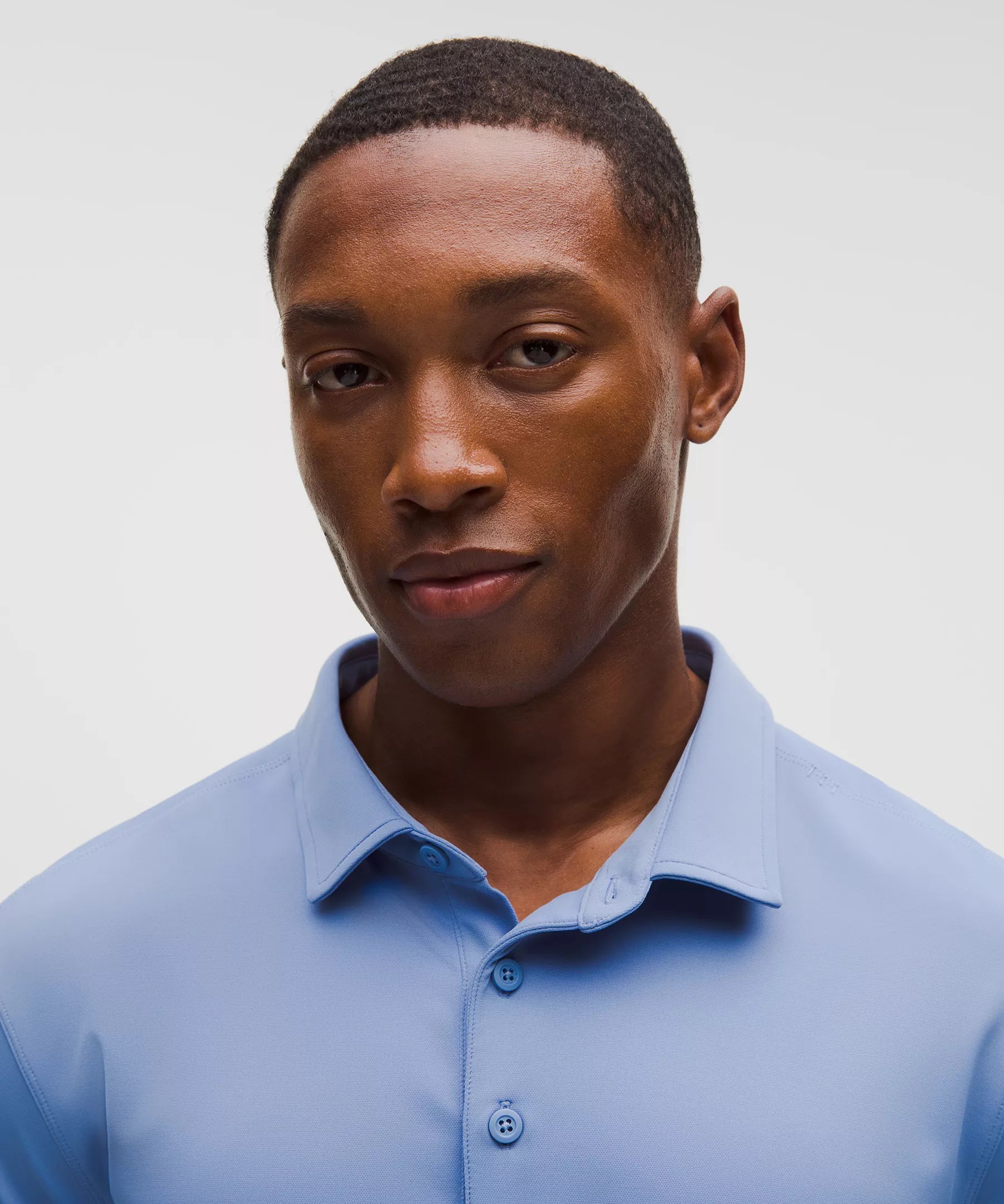 Polo de hombre de corte ajustado