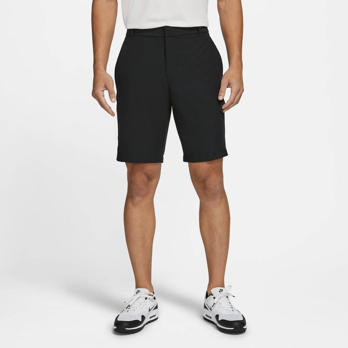 Short de hombre color negro