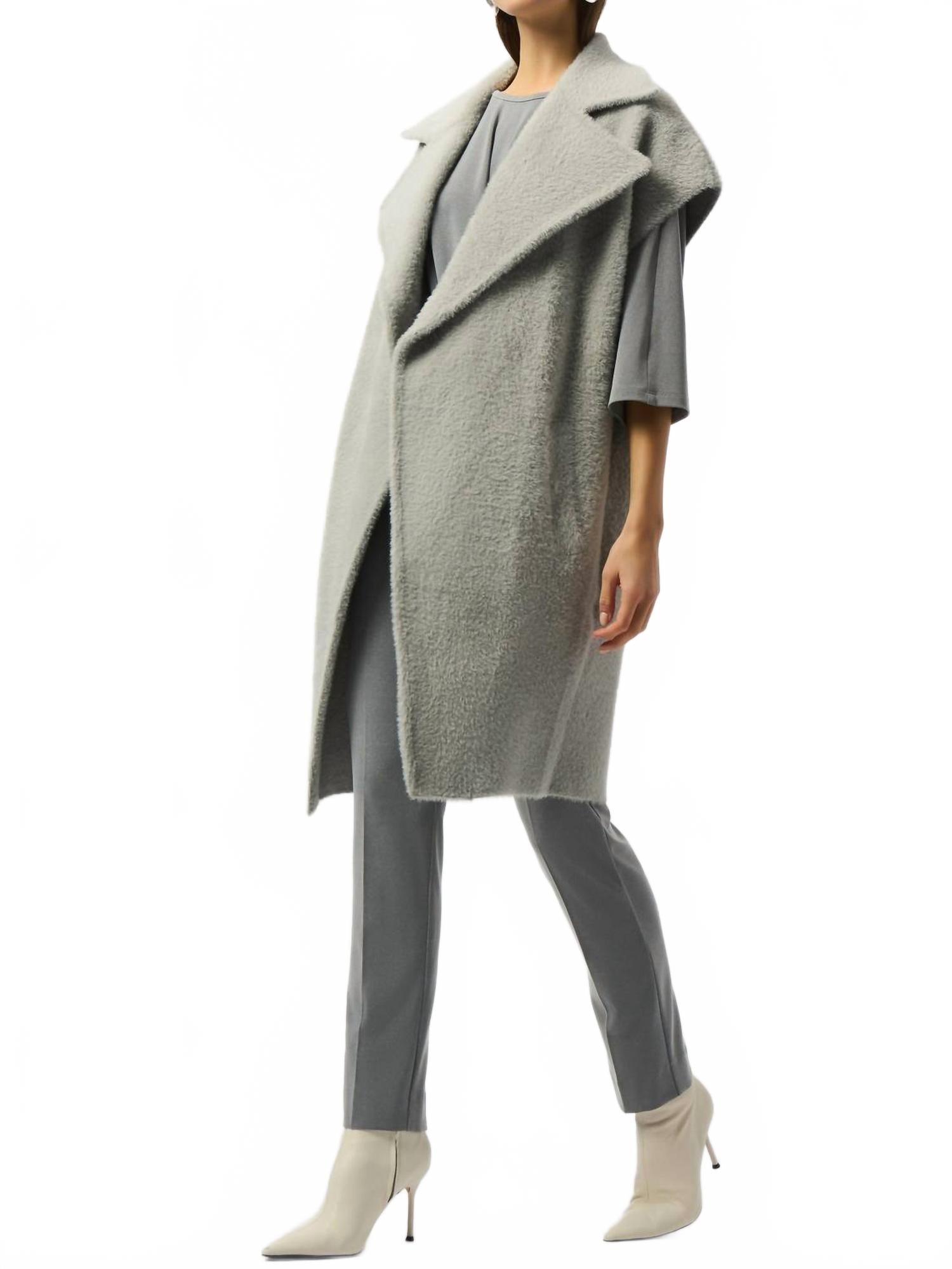 Chaleco color gris claro
