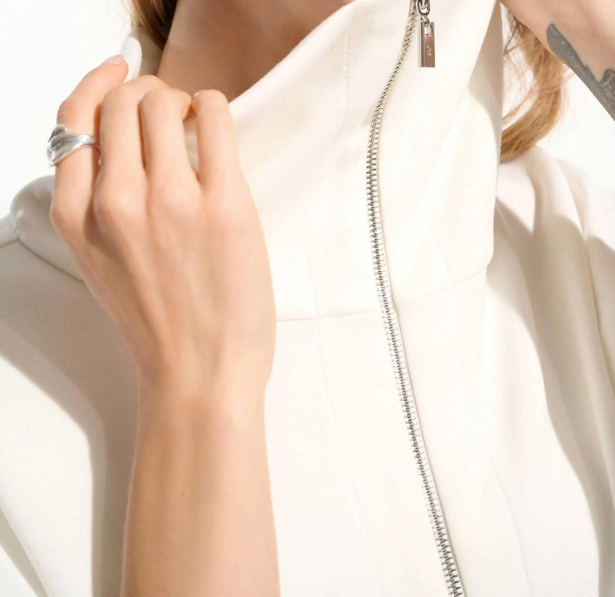 Chaqueta color blanco