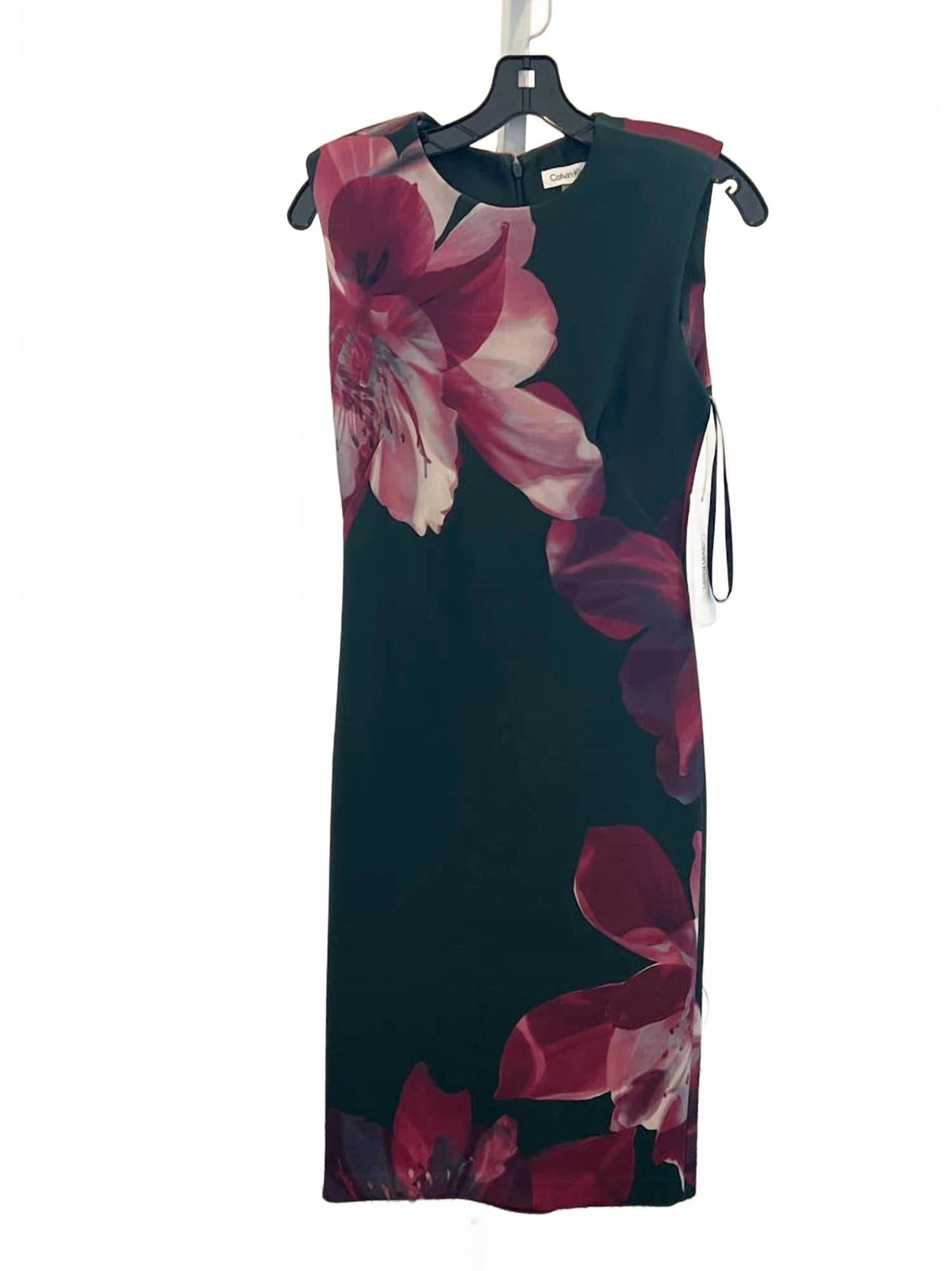 Vestido con estampado floral color gris