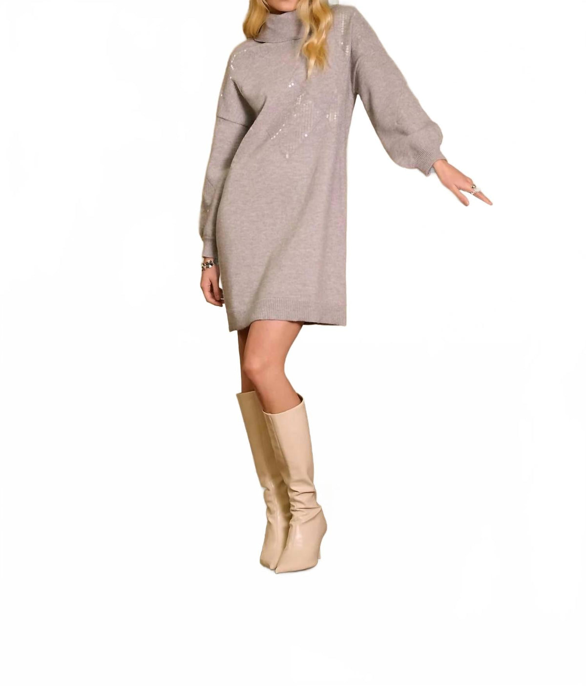 Vestido con cuello alto color gris
