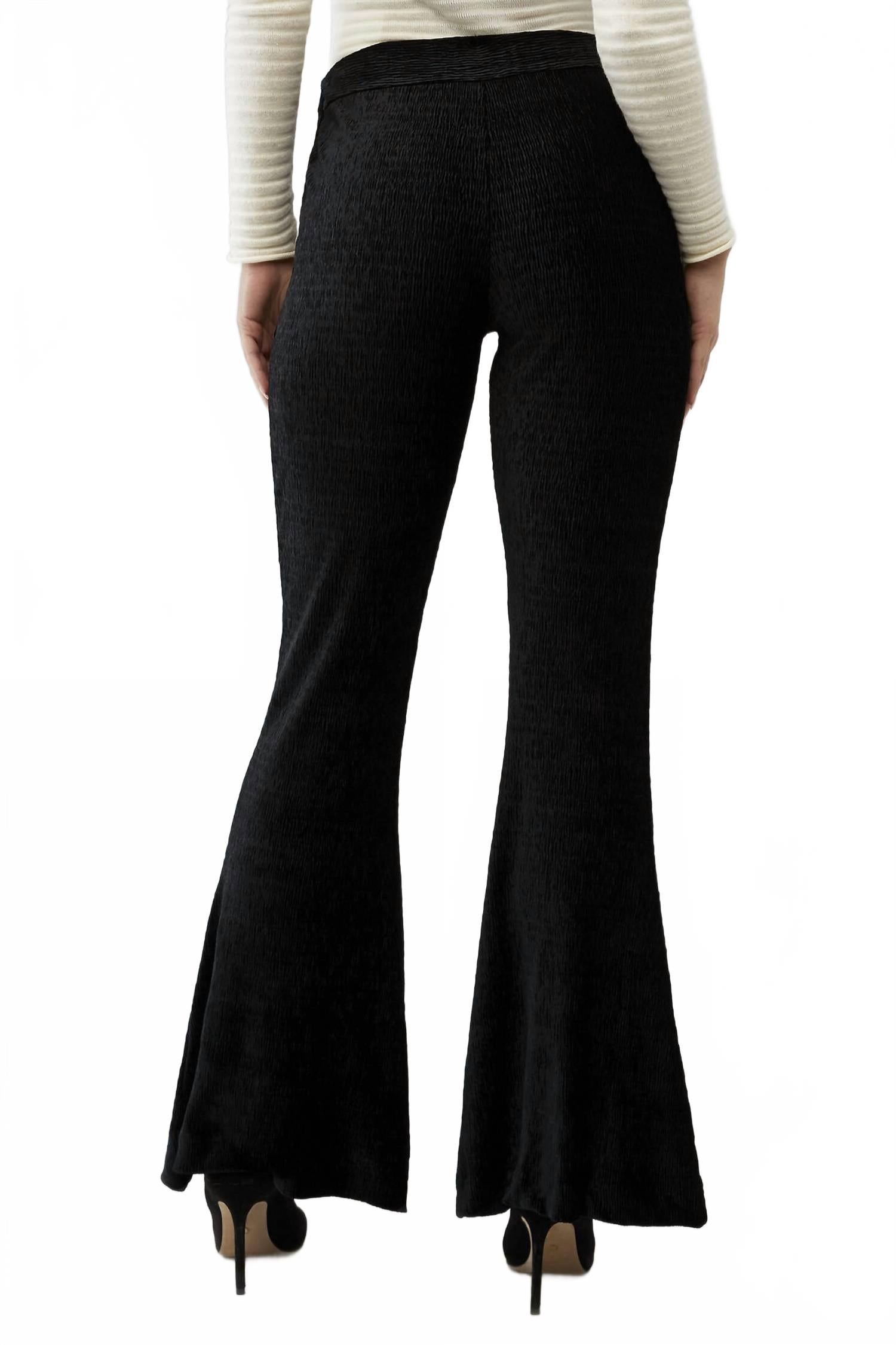 Pantalón de terciopelo color negro