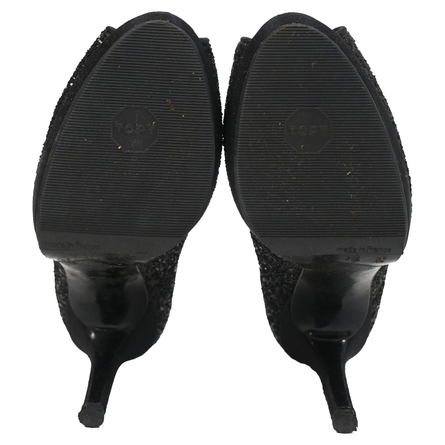 Tacones color negro