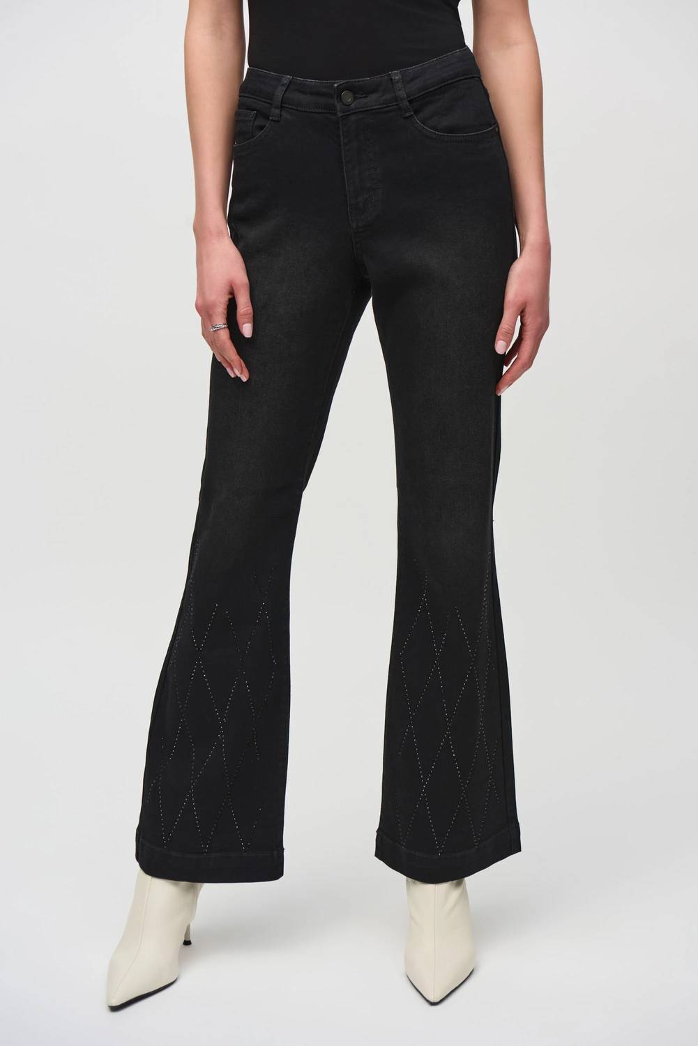 Pantalón de mezclilla color negro