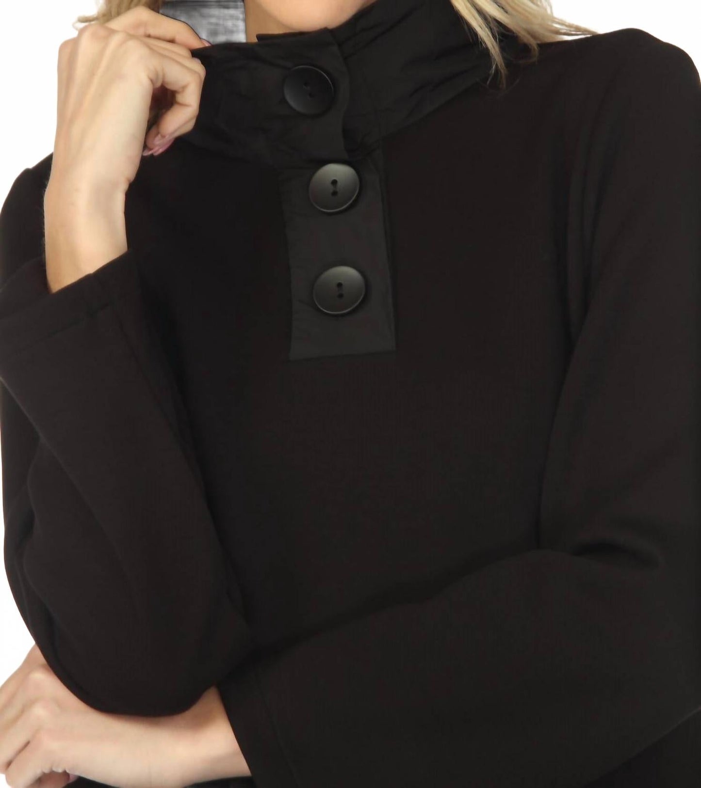 Top de manga larga color negro