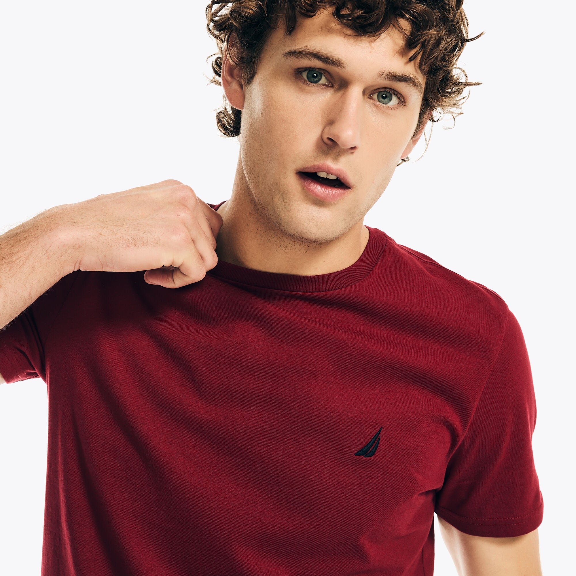 Camiseta de hombre con cuello redondo
