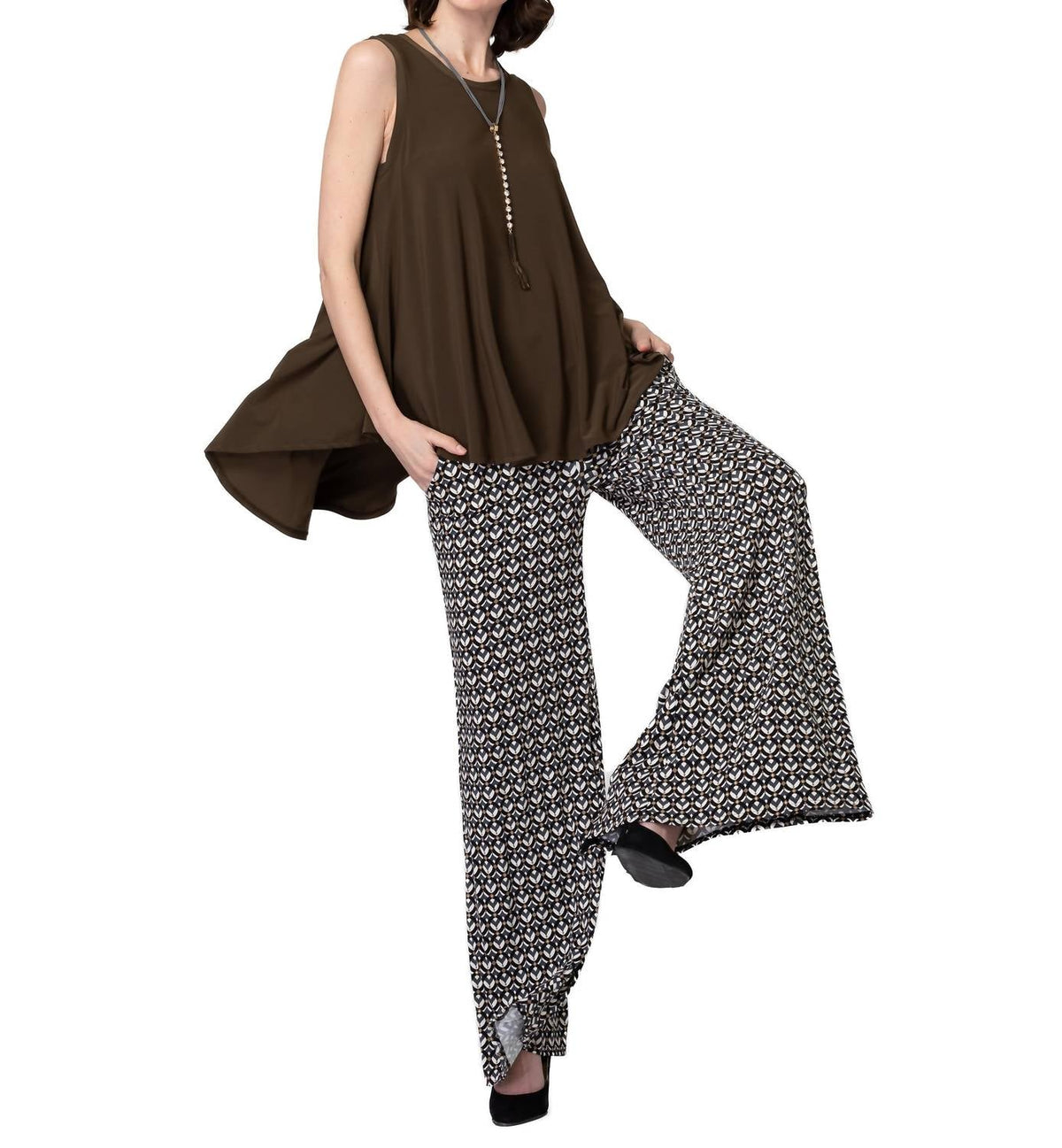 Pantalón color negro y gris