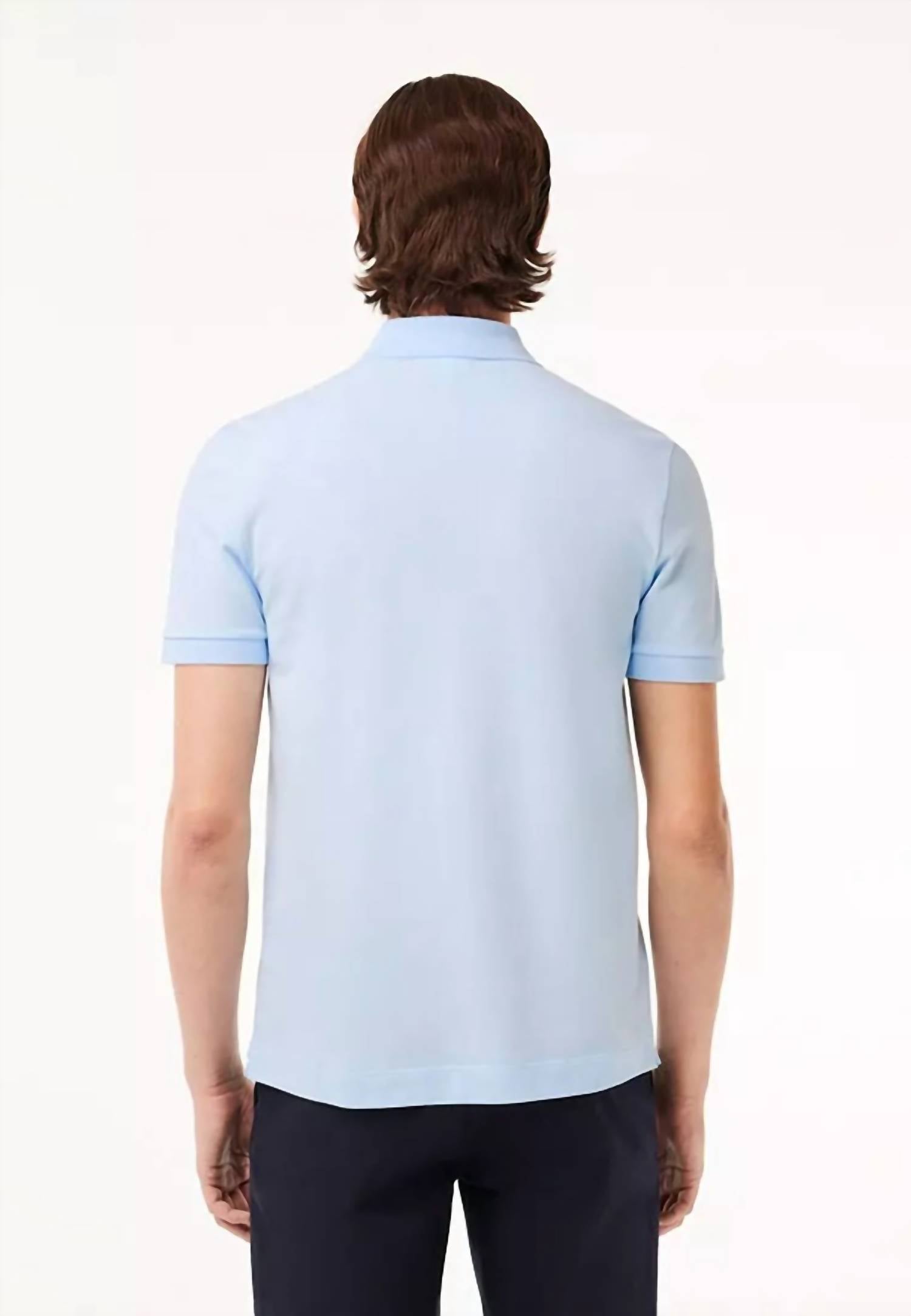 Polo color azul claro