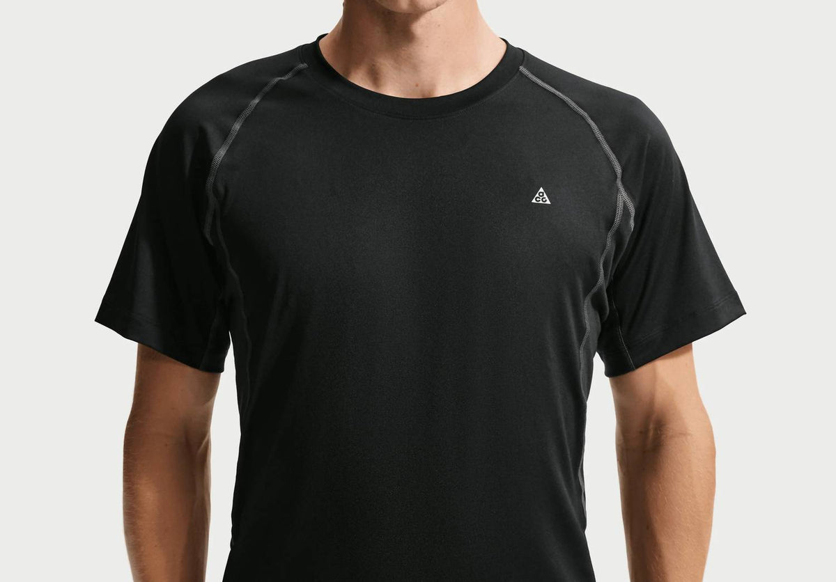 Top color negro
